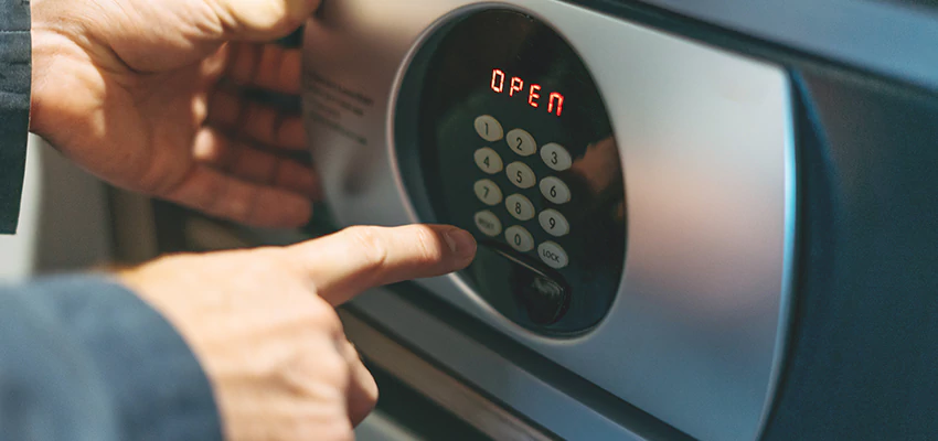 Cash Safe Openers in Ladera Heights, California